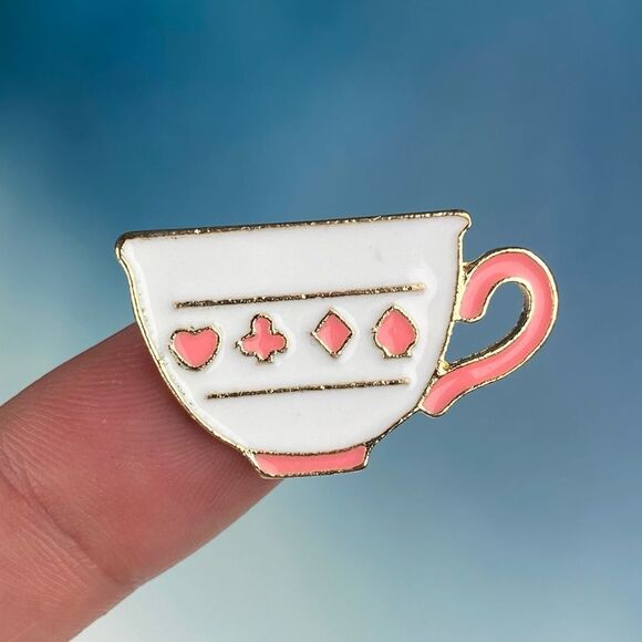 Tea Cup Alice Wonderland Collection Enamel Pin - Picture 1 of 6